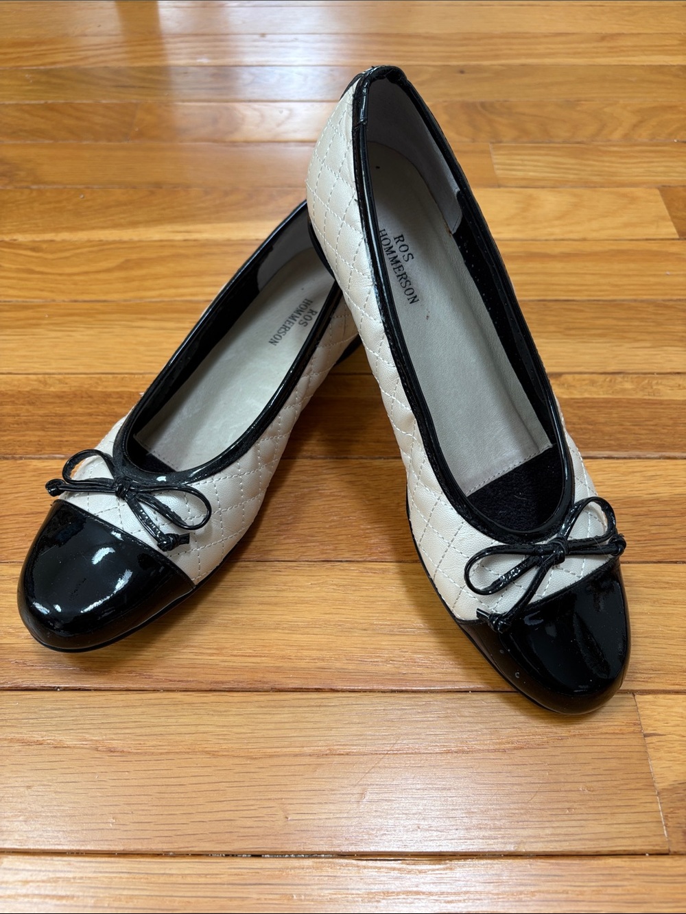 Rare Vtg. Ros Hommerson Leather Quilted Two-Tone Ballet Flats in Cream and Black